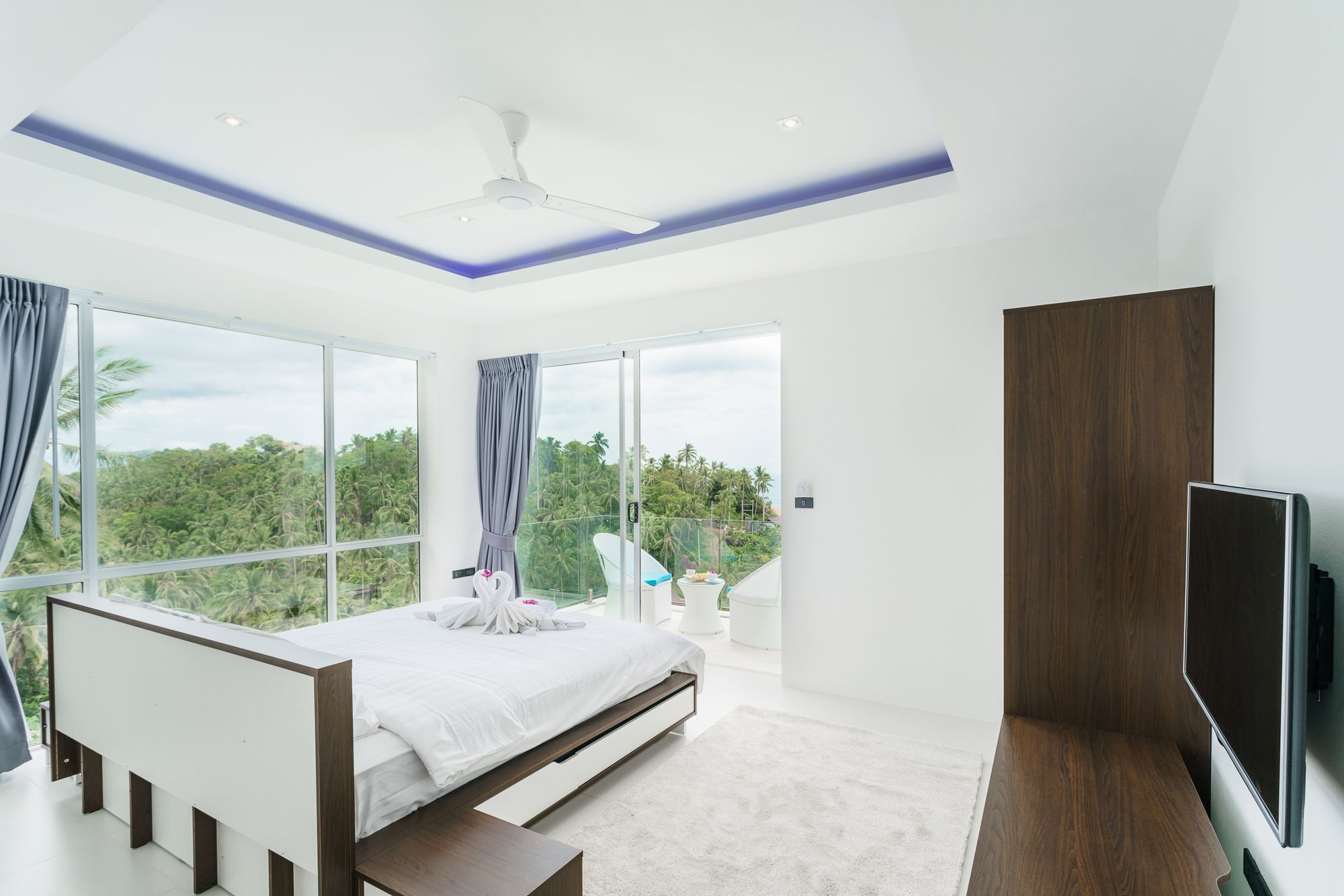 Melo * Koh Samui